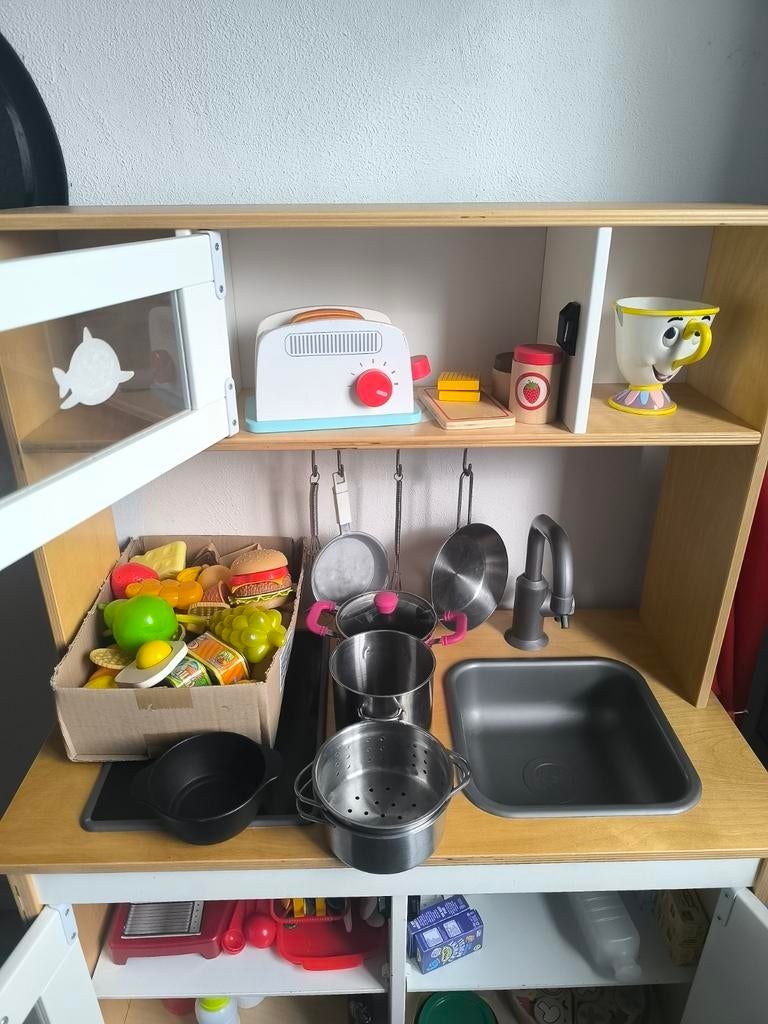 Speel keuken met veel kookgerei, Enlèvement