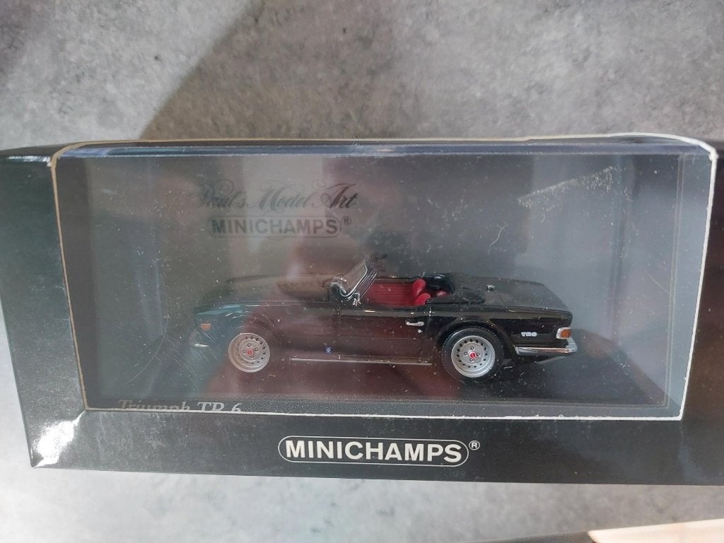 Minichamps Triumph TR 6 de 1968 black 1/43, Ophalen of Verzenden, Nieuw, Auto, MiniChamps