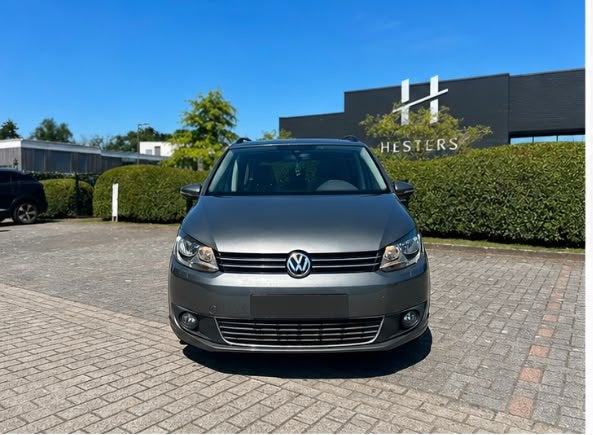 Volkswagen touran full optie 2011 97dkm gekeurd voor verkoop, Autos, Volkswagen, Particulier, Touran, Bluetooth, Essence, Automatique
