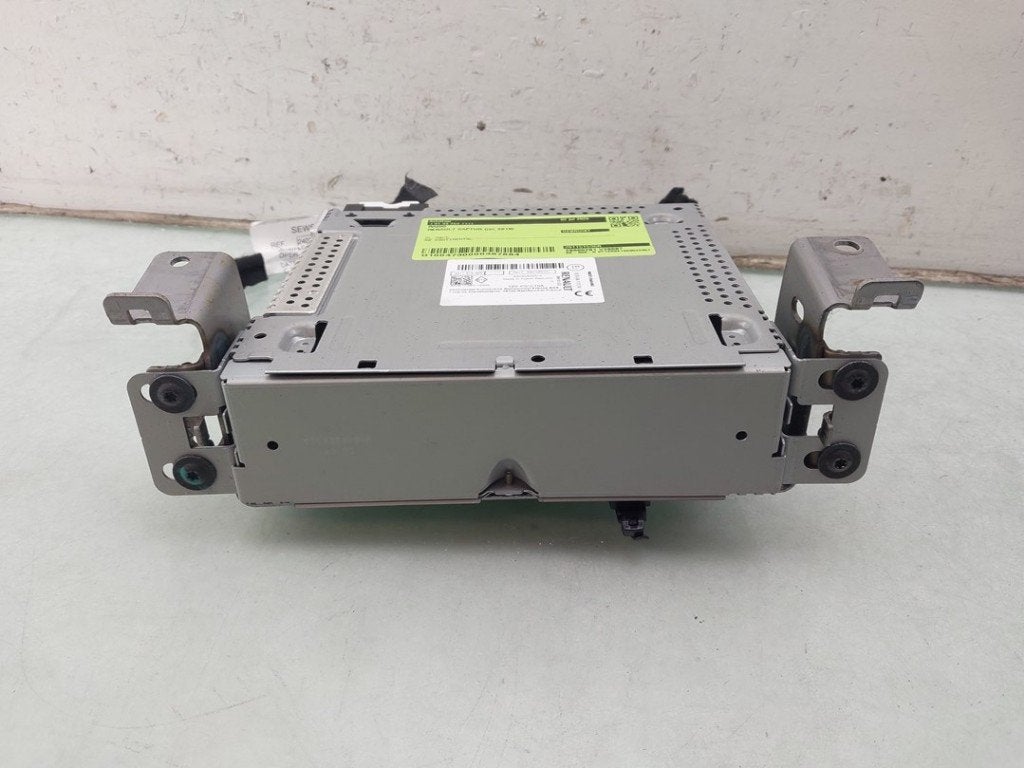 RADIO Renault Captur I (2R) (01-2013/-), Renault, Utilisé, Continental AG, Continental-Plaza 1
30175  Hannover, DE