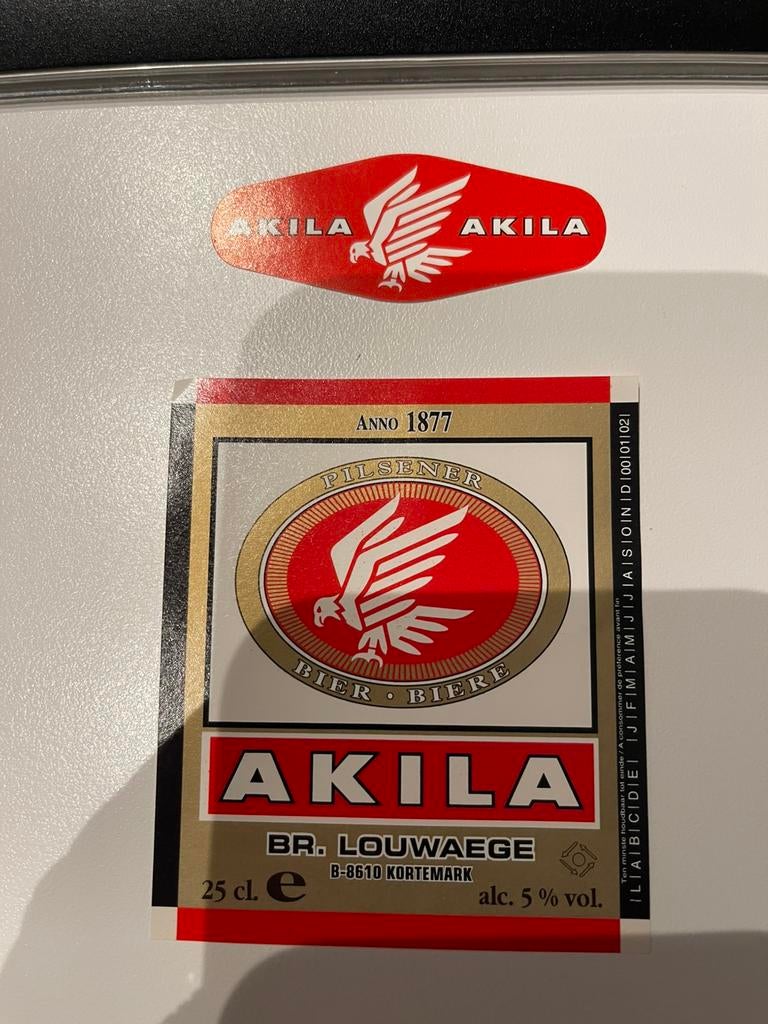 Louwaege akila fles etiket bier, Ophalen of Verzenden, Zo goed als nieuw