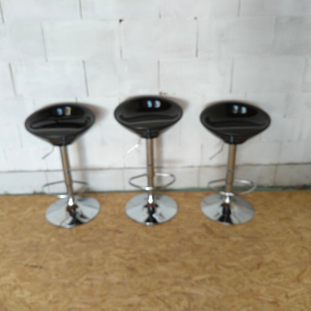SET VAN 3 BAR of KEUKENEILAND STOELEN, zwart blinkend., Ophalen, Kunststof, Modern, Gebruikt