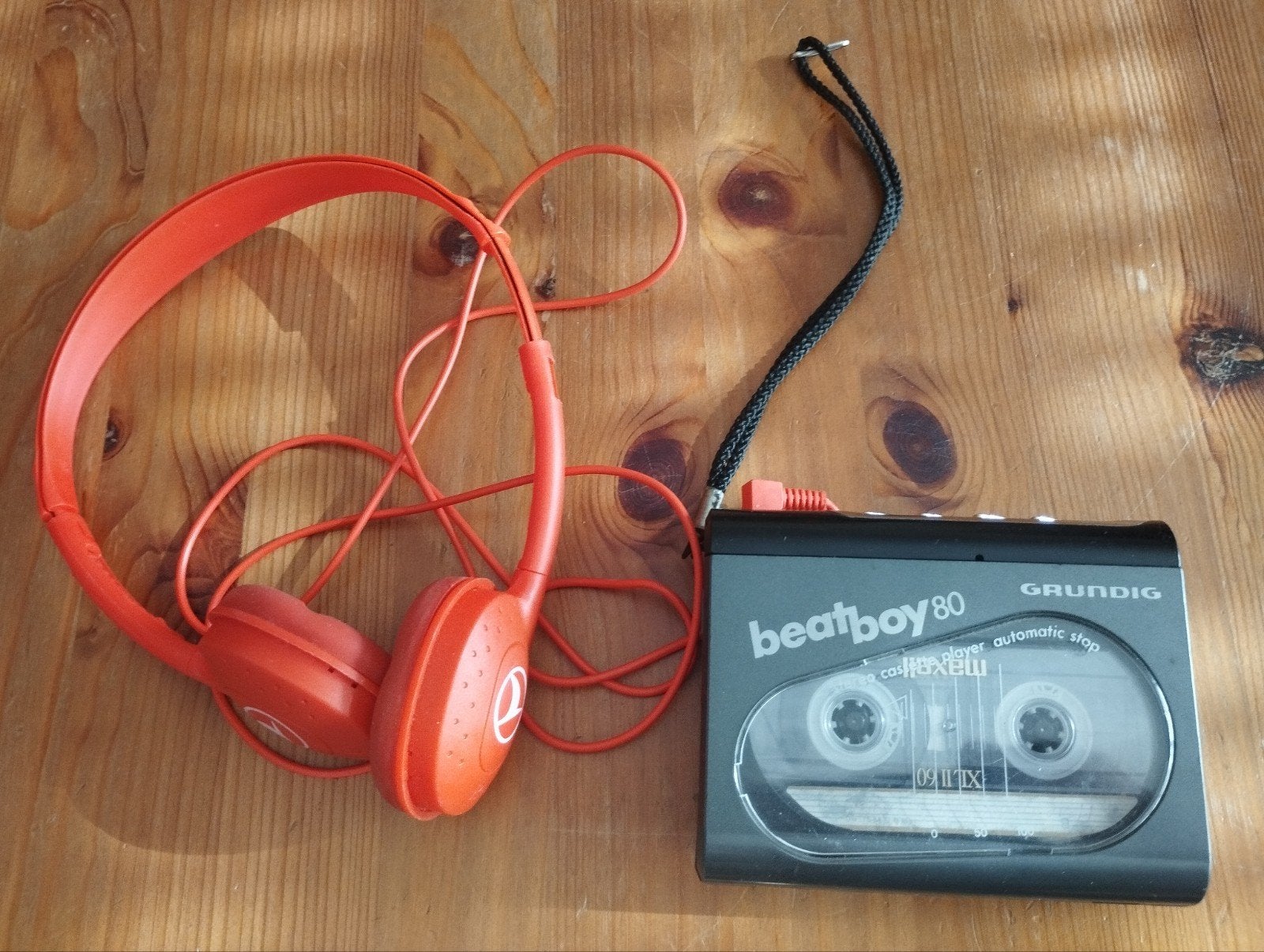 Baladeur Walkman à cassette Grundig Beat Boy 80, Enlèvement ou Envoi