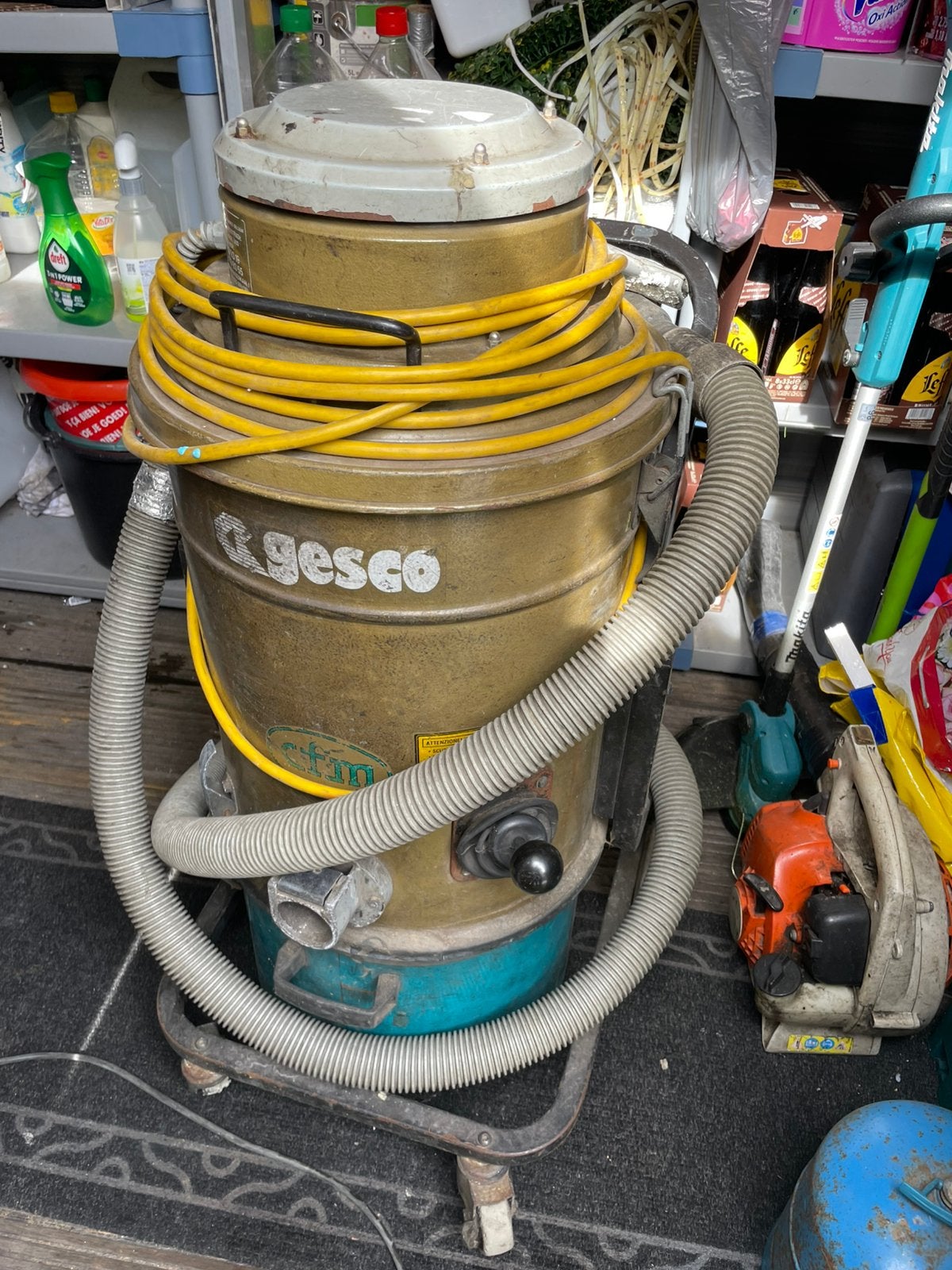Aspirateur industriel, Bricolage & Construction, Matériel de nettoyage, Enlèvement, Utilisé