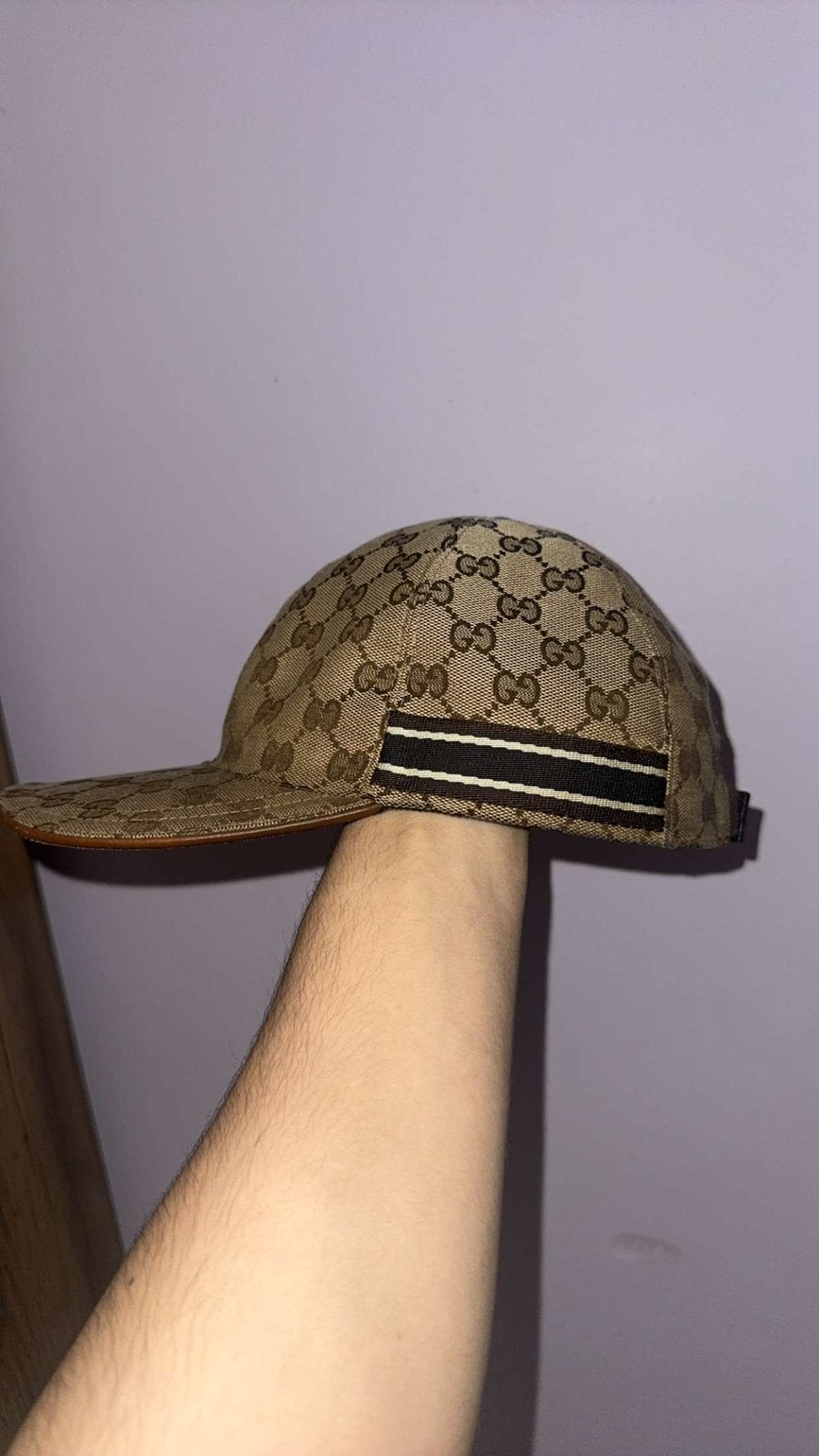 Casquette Gucci modele rare 5 bande choco, Vêtements | Hommes, Chapeaux & Casquettes, Comme neuf, Casquette, 60 cm (XL, 7½ pouces) ou plus