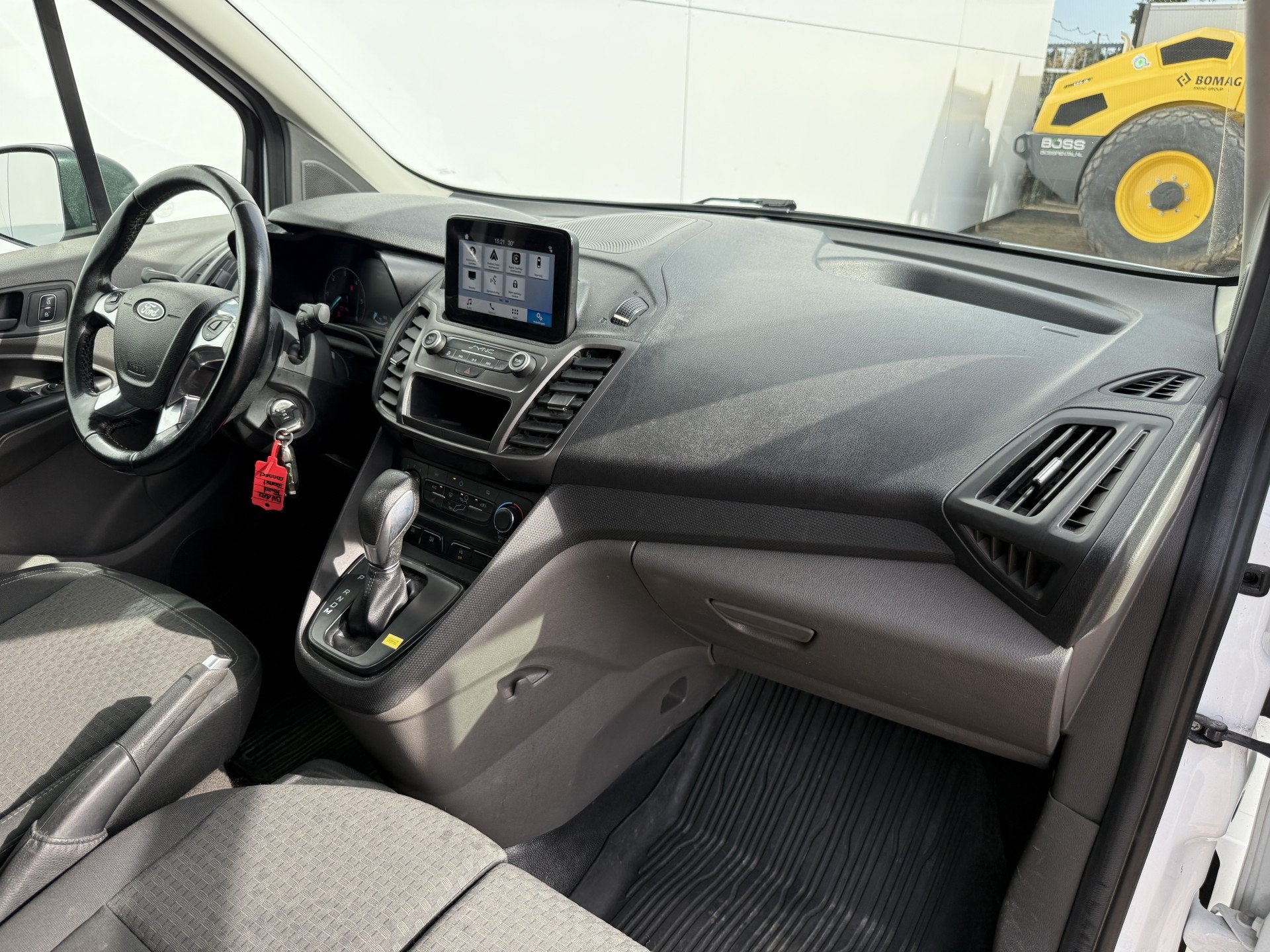 Ford Transit Connect 1.5 TDCI 100PK L2 Automaat Trekhaak Car, Autos, Achat, Entreprise, 2 places, Noir