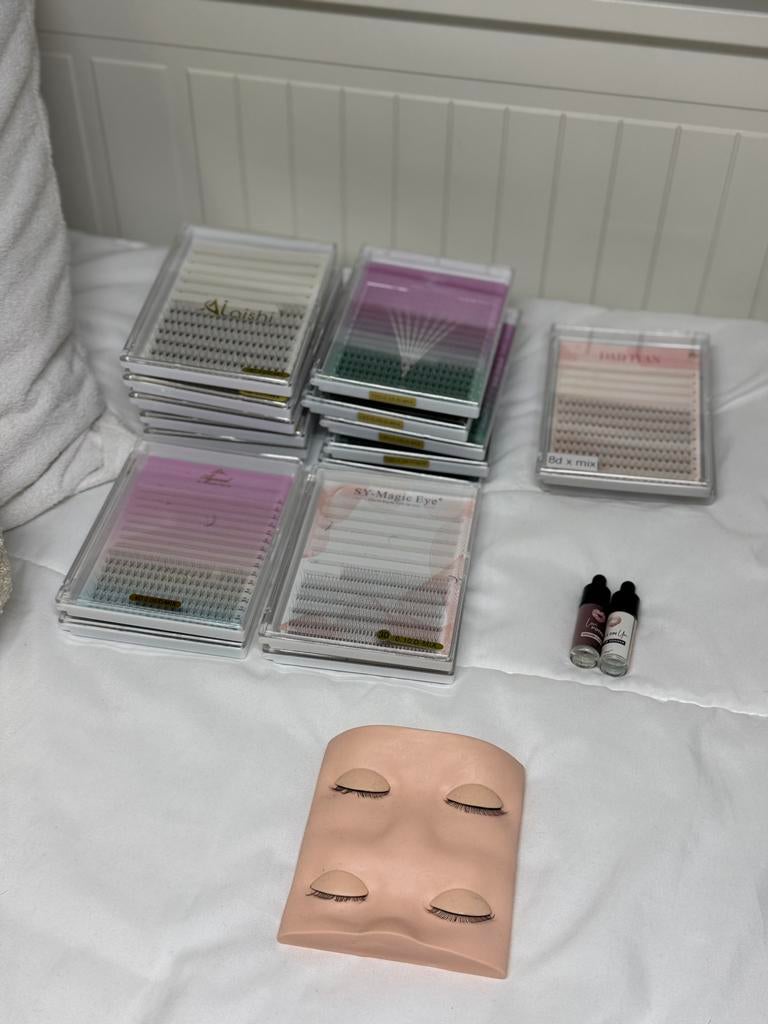 Wimperextensions materiaal, Ophalen, Zo goed als nieuw, Make-up, Overige kleuren