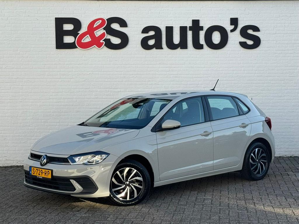 Volkswagen Polo 1.0 TSI Life Adaptive cruise Airco DAB radio, Auto's, Volkswagen, Bedrijf, Handgeschakeld, Grijs, Electronic Stability Program (ESP)