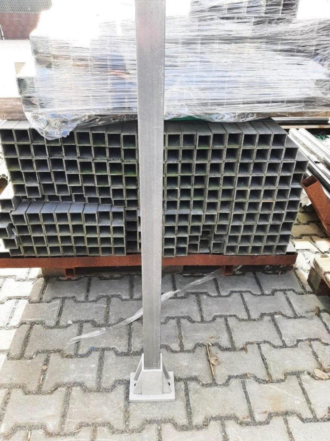 Superpromo! nieuwe kunststof paal met voet 110cm, Ophalen, Nieuw