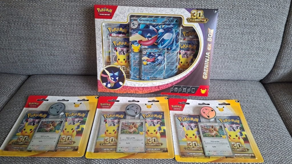 Pokemon 30th celebrations kaarten, Ophalen of Verzenden, Nieuw, Boosterbox