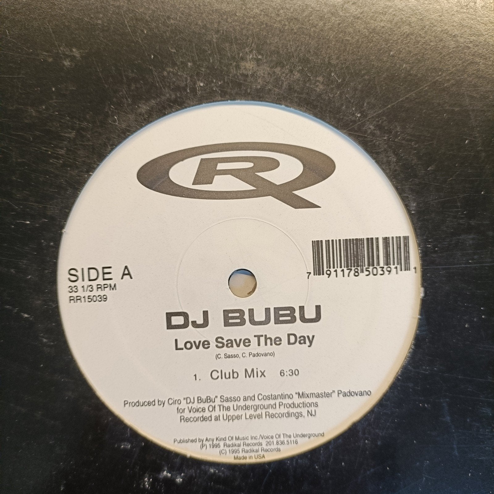 Maxi Single DJ Bubu - Love Save The Day, Enlèvement ou Envoi