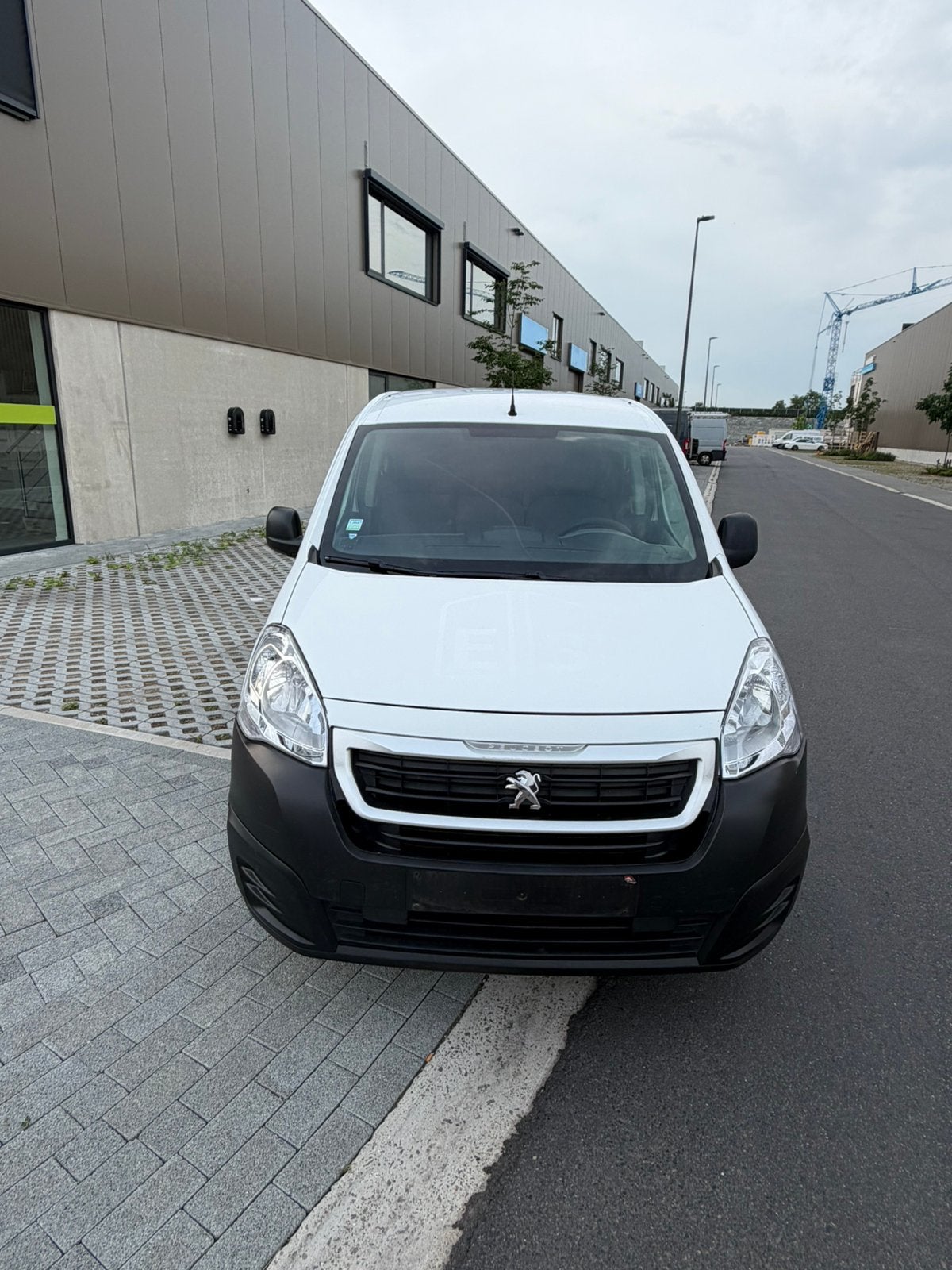 Te koop Peugeot Partener :1.6HDI:airco!!!!!!, Auto's, Bestelwagens en Lichte vracht, Bedrijf, Te koop, Peugeot