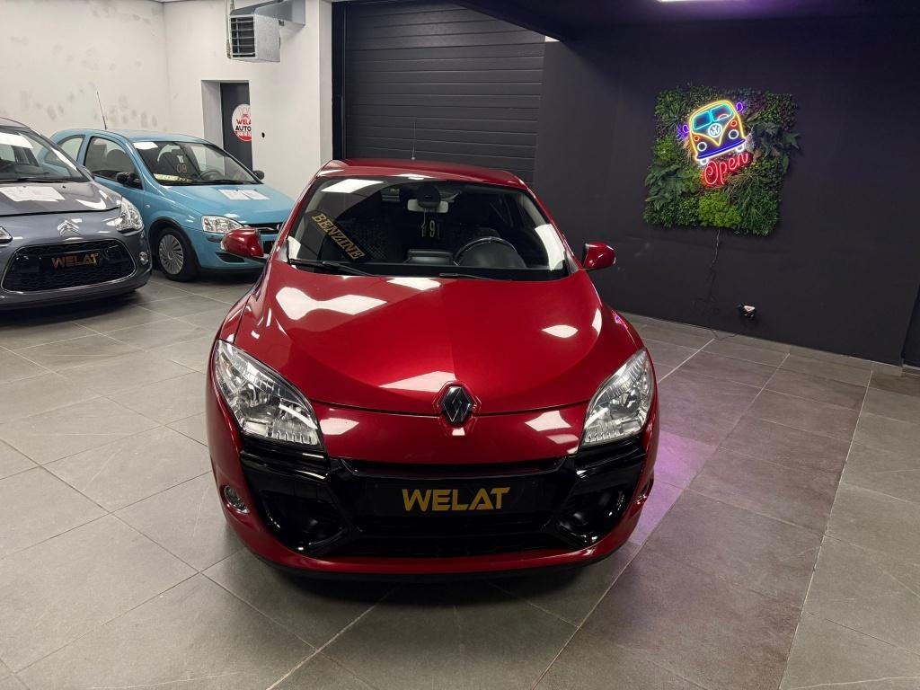 RENAULT MEGANE SPORT COUPE 2012 BENZINE 111.000 KM, Auto's, Bluetooth, Euro 5, 1600 cc, Zwart