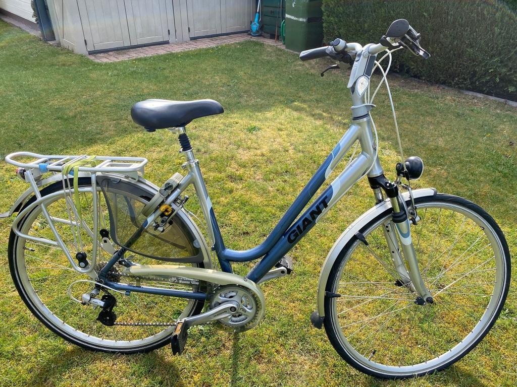 Dames fiets giant, Fietsen en Brommers, Ophalen, Velgrem, Versnellingen, Giant