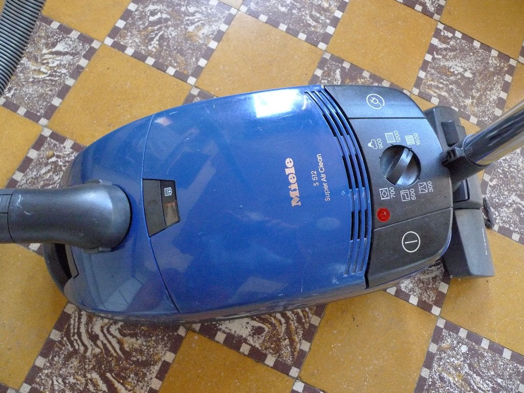 Aspirateur Miele, Electroménager, Enlèvement, Comme neuf, Sac à poussière, Miele