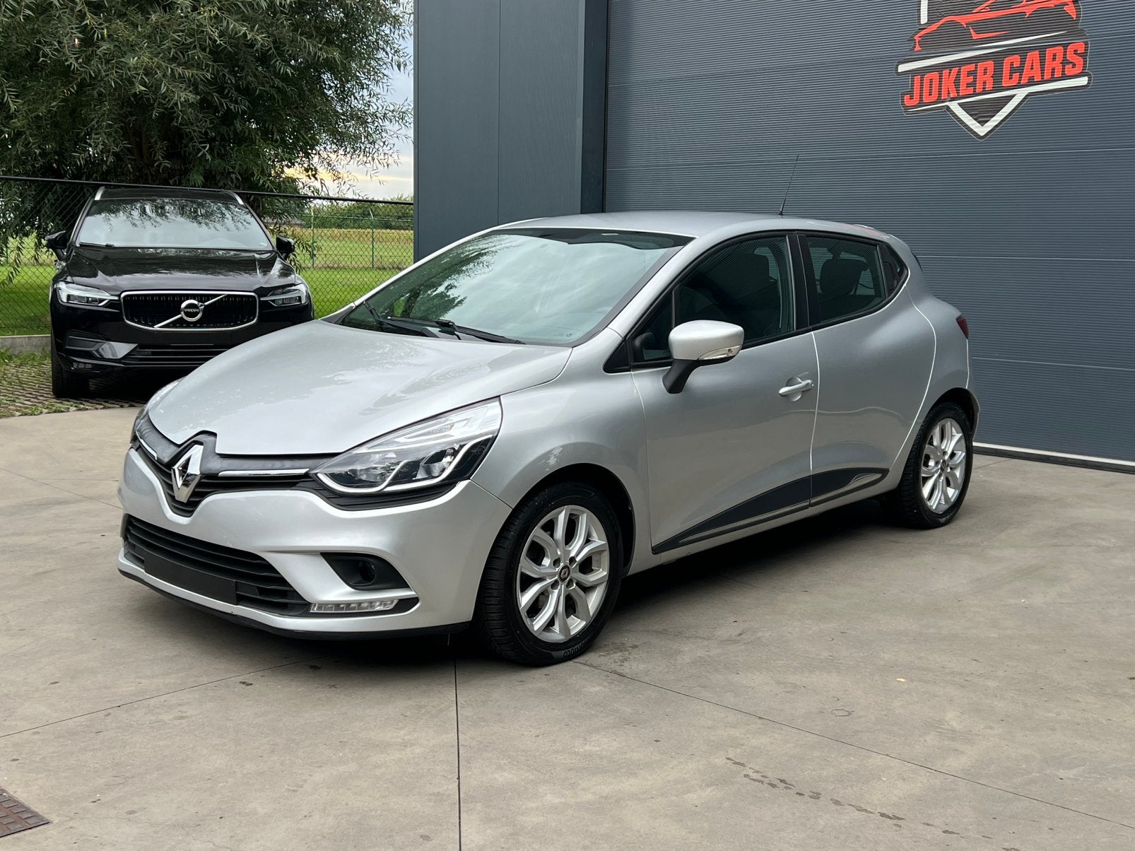 Renault Clio 1.5 dCi Dynamique AUTOMAAT EURO6 Navi Airco, Autos, Cuir, Argent ou Gris, Achat, Euro 6