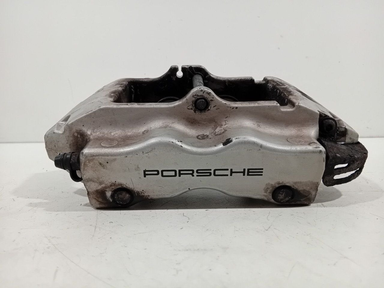 Remklauw rechts achter Porsche Cayenne, Auto-onderdelen, Onderdelen@venauto.nl, Van der Ven Autorecycling B.V., Gebruikt, Ettenseweg 76, 4706 PB Roosendaal, The Netherlands