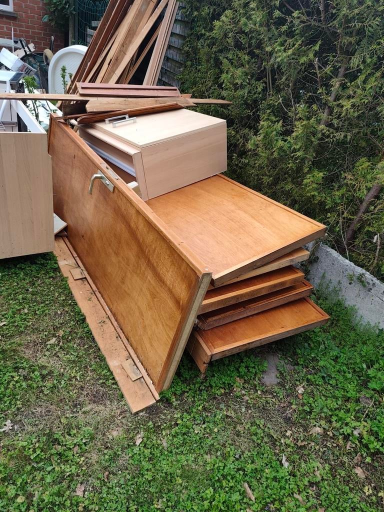Portes et meuble bois Gratis, Enlèvement, Bois