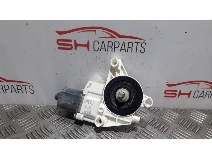Moteur de vitre portière d'un Mercedes ML-Klasse, 3 mois de garantie, Utilisé, -, -