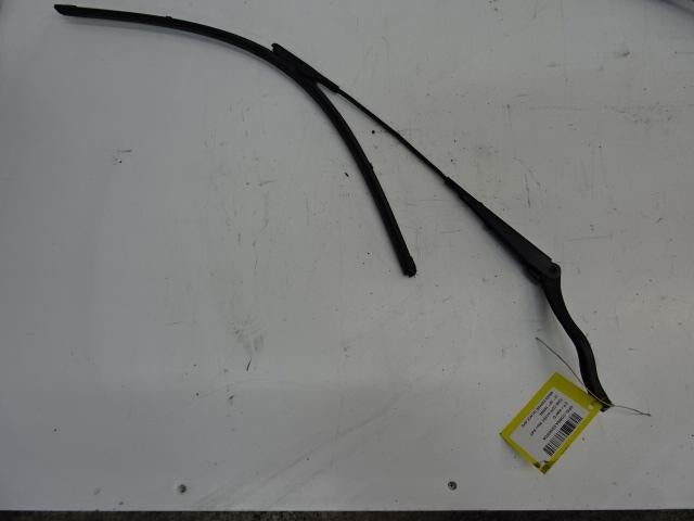 RUITENWISSERARM LINKS VOOR Opel Corsa D (01-2006/12-2014), Gebruikt, Opel