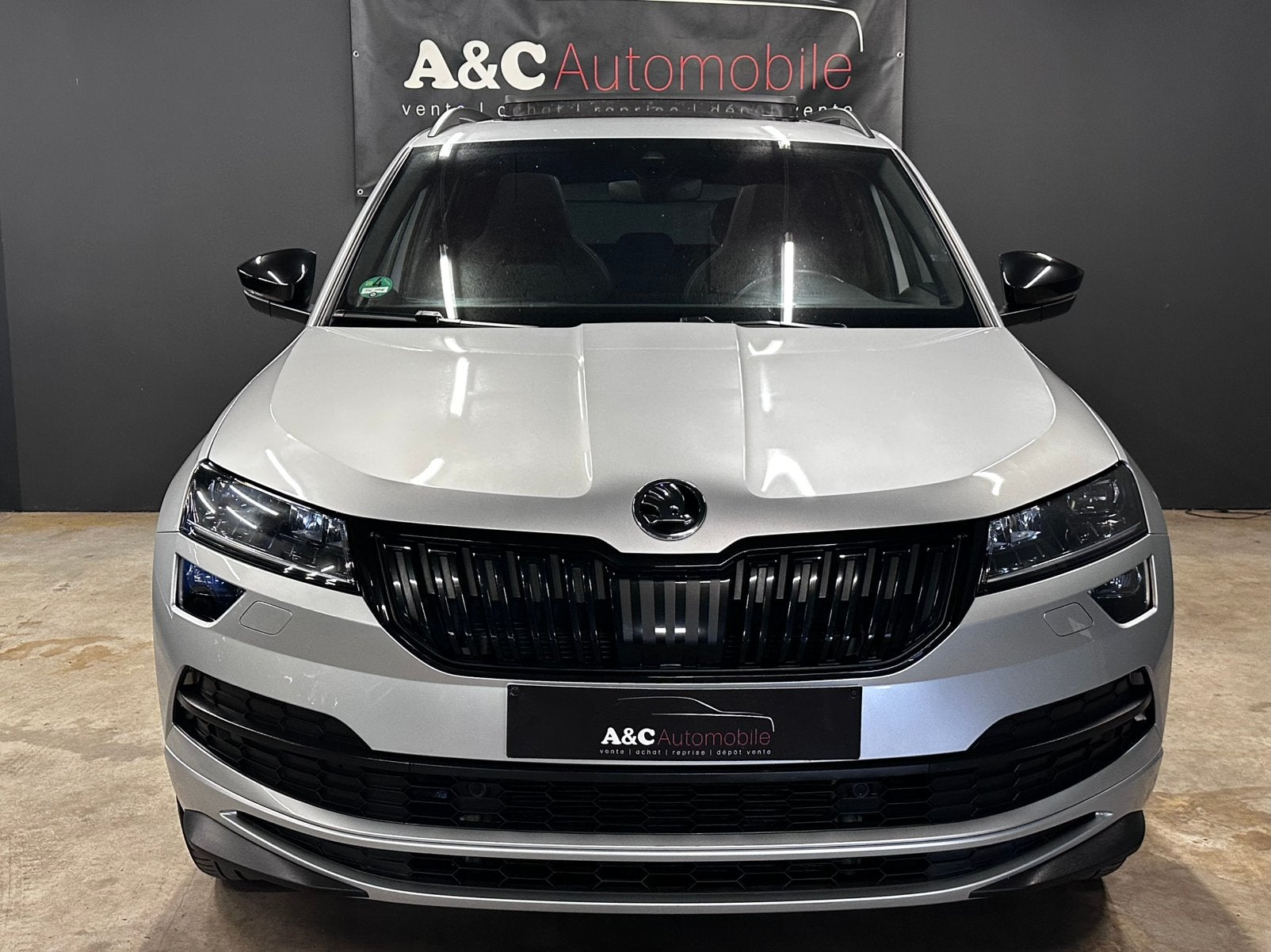 Skoda Karoq Sportline - Pano - Automatique, Autos, Bluetooth, Argent ou Gris, Achat, Entreprise