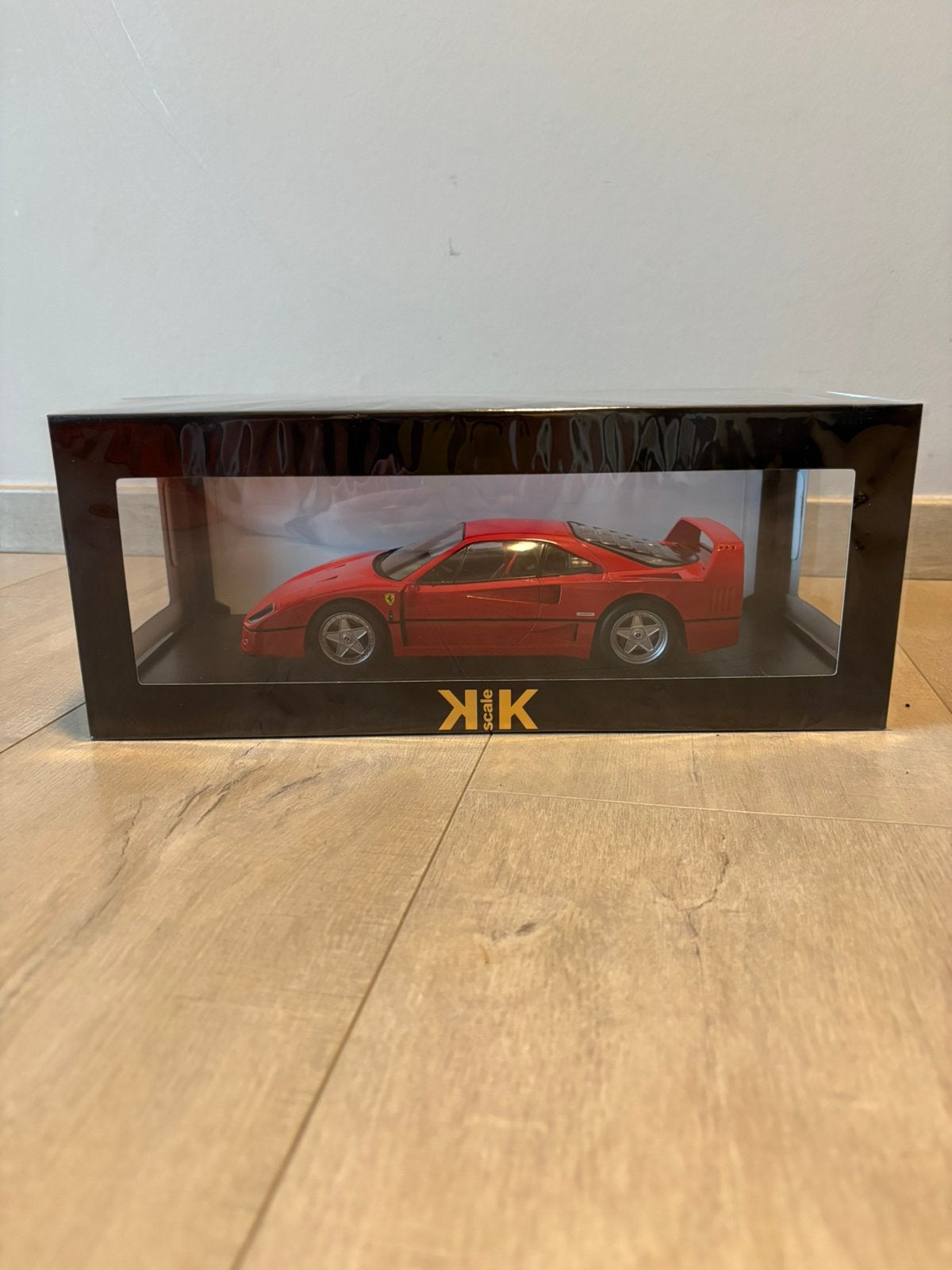 Ferrari F40 KK Scale 1:18, Hobby & Loisirs créatifs, Voitures miniatures | 1:18, Enlèvement ou Envoi, Neuf, Voiture, Autres marques