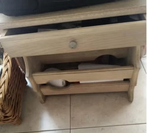 bank met lade voor radio en opberg tijdschriften, Ophalen, Zo goed als nieuw, Hout