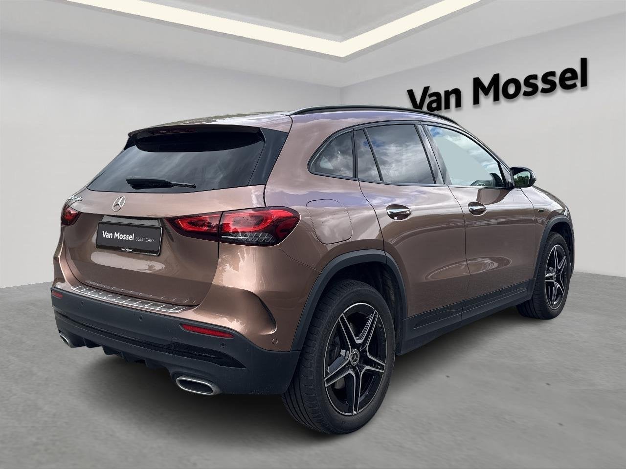 Mercedes-Benz GLA 250E, Auto's, Stof, 4 cilinders, Plug-in hybride, Bedrijf