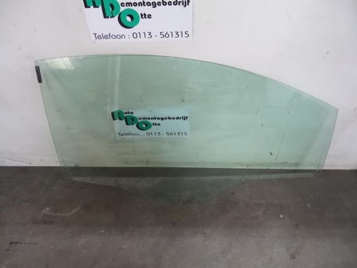 Vitre portière 2portes droite d'un Ford KA (KA 10-), -, 3 mois de garantie, -, -