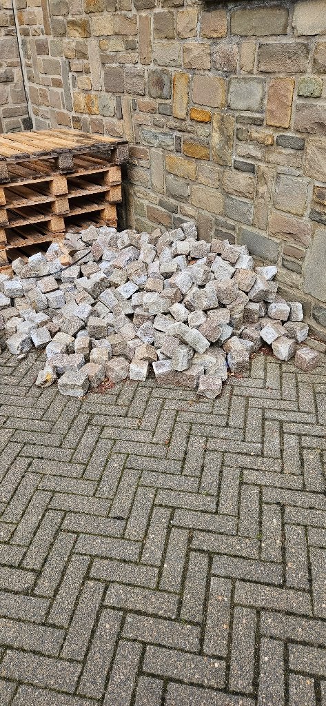 Petits pavés, Utilisé, Autres types, 10 m²² ou plus, Enlèvement