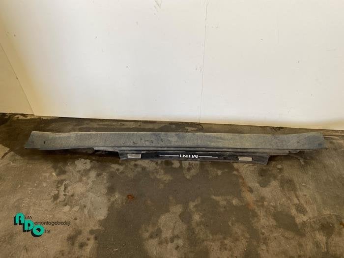 Jupe droite d'un Mini Cooper (862/5), -, 3 mois de garantie, -, -