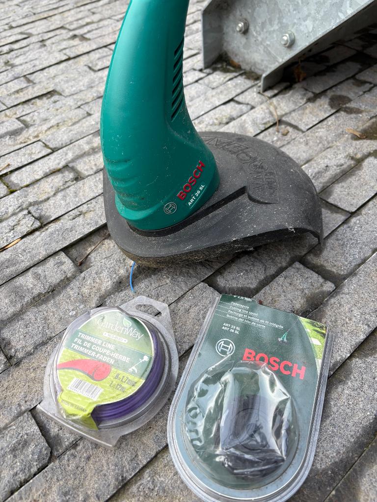 Bosch Grastrimmer met spoel, Ophalen, Gebruikt, BOSCH, 10 tot 30 cm