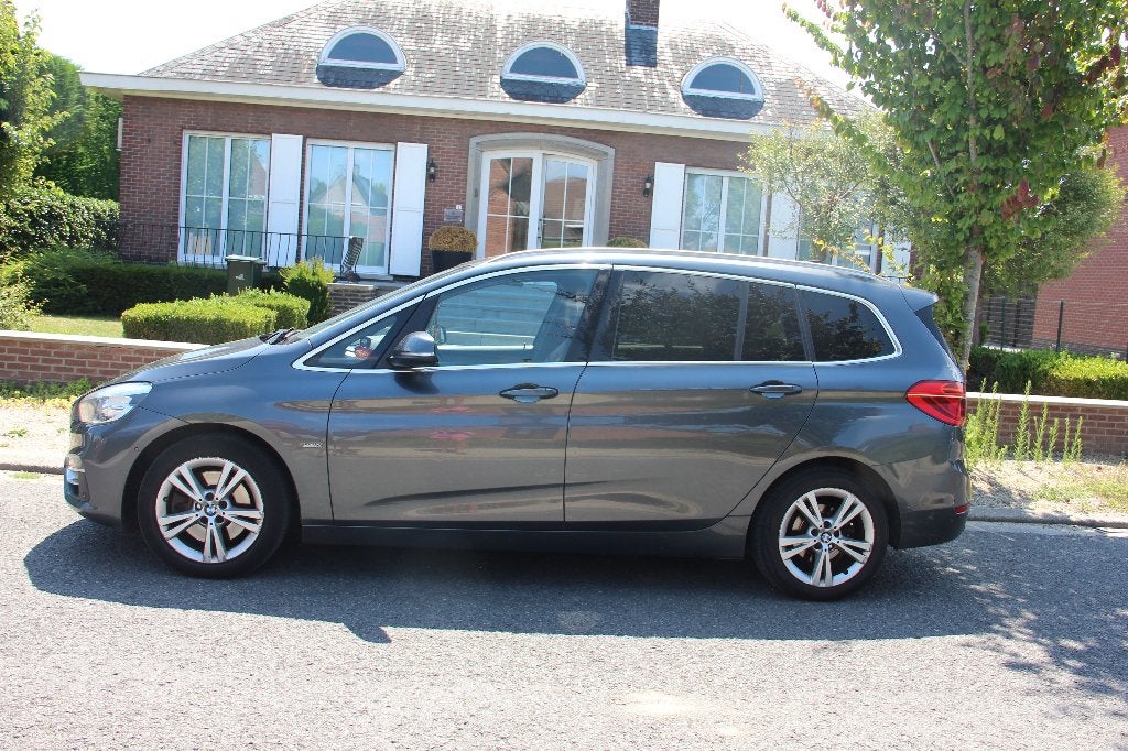 BMW 220 X DRIVE 7 PL, Autos, Cuir, Euro 6, 7 places, 5 portes