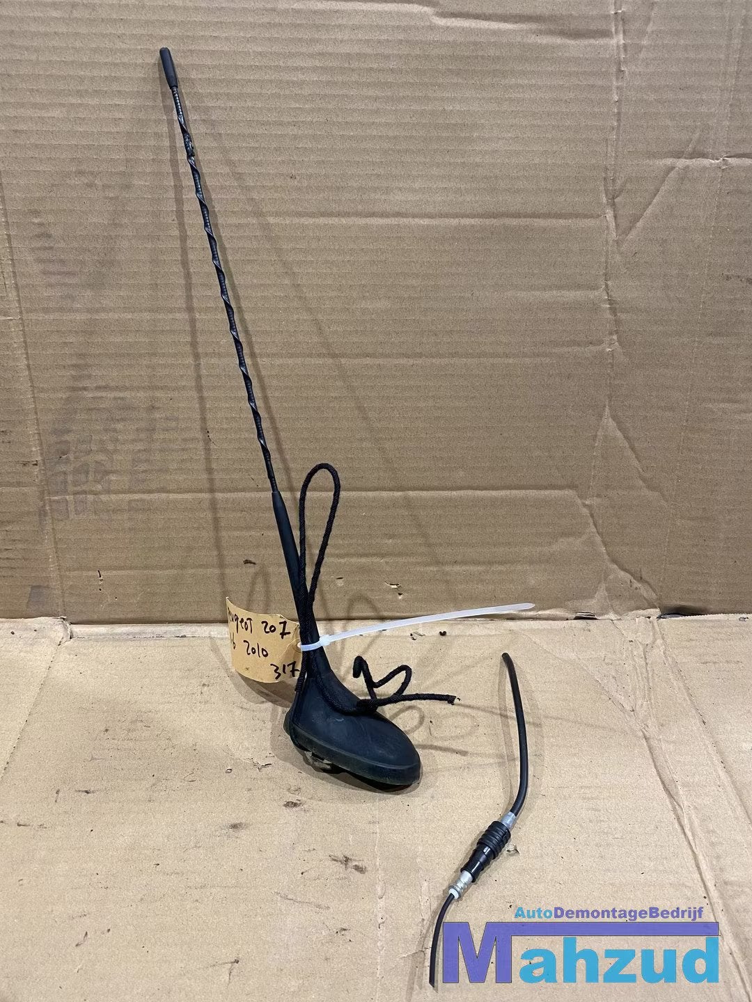PEUGEOT 207 ANTENNE + Voet 2006-2015, Taurusavenue 1
2132 LS  Hoofddorp, NL, Contact.group@renault.com, Stellantis N.V., Utilisé