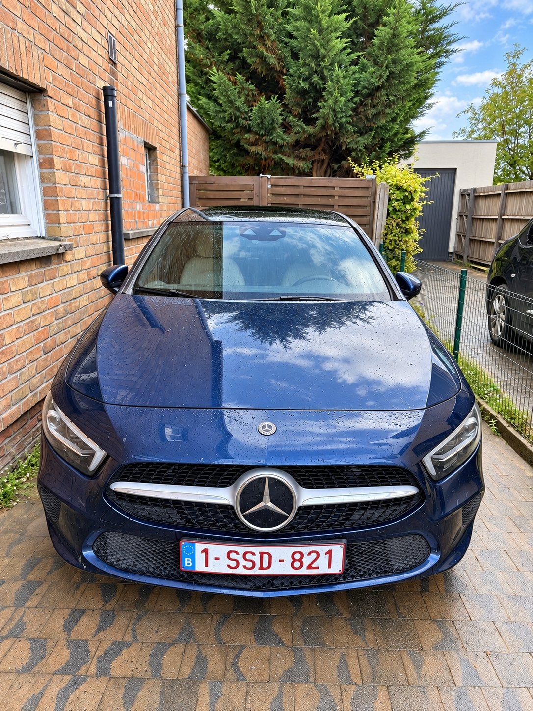 Mercedes-Benz A180d Launch Edition Automaat, Auto's, Automaat, Blauw, Leder, Diesel