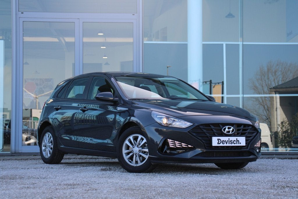 Hyundai i30 1.0T MHEV Twist 120 PK MT6 *CAM*APPLE/ANDROID*, 121 g/km, Argent ou Gris, Achat, 998 cm³