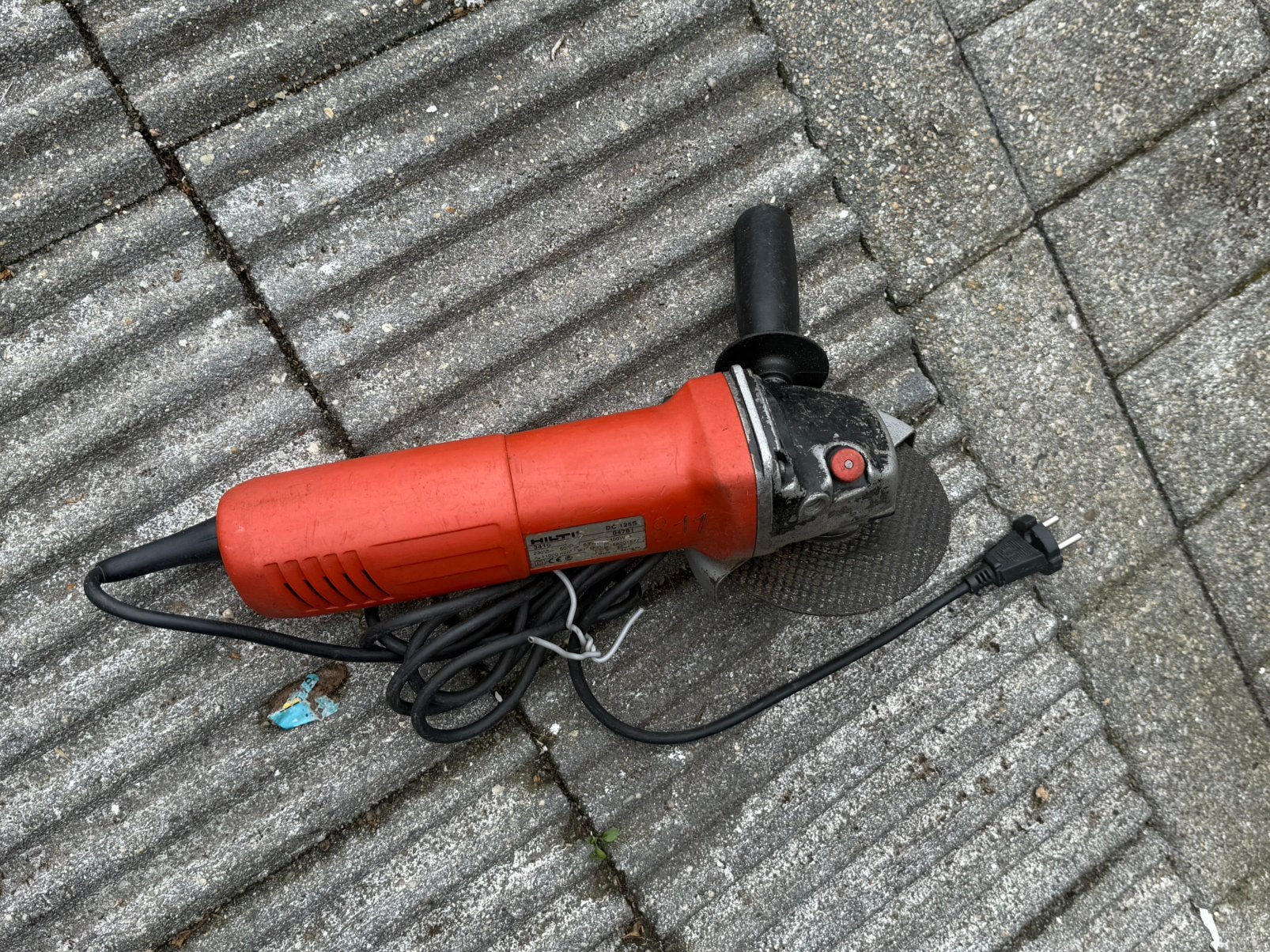 Rectifieuse Red Hilti, Bricolage & Construction, Outillage | Meuleuses, Utilisé, Enlèvement ou Envoi
