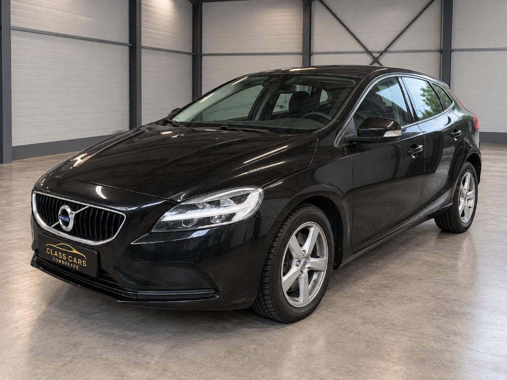 VOLVO V40 2.0 D2 Kinetic AUTO NAVI PDC-AR LED-CRUISEBOEK, Stof, 4 cilinders, 1969 cc, https://public.car-pass.be/vhr/73a5cf50-885d-40f0-b022-4f1a9cdbe599