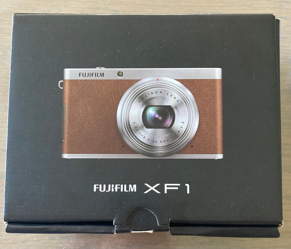 BNIB Fujifilm X-series Retro Brown Vintage Digitacam, Audio, Tv en Foto, Fotocamera's Digitaal, Ophalen, 12 Megapixel, Compact