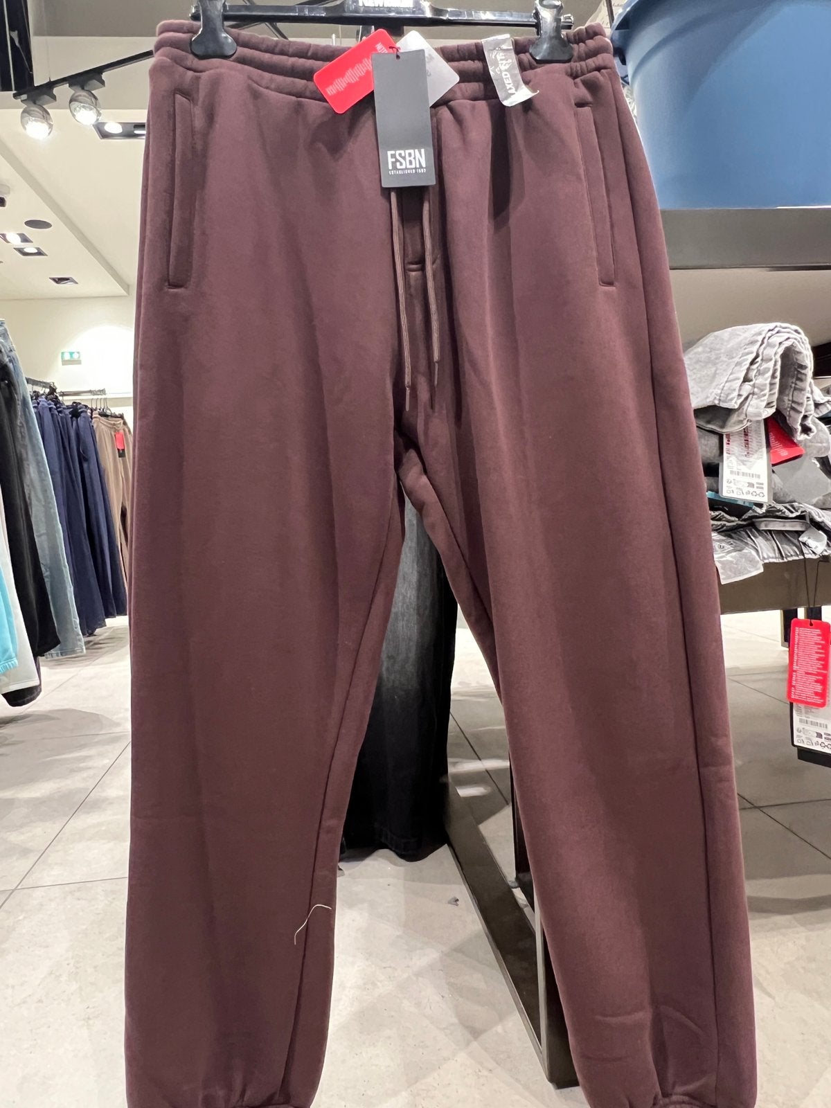 FSBN Broek – Nieuw, Enfants & Bébés, Jouets | Duplo & Lego, Accessoire, Architecture, Comme neuf, Duplo