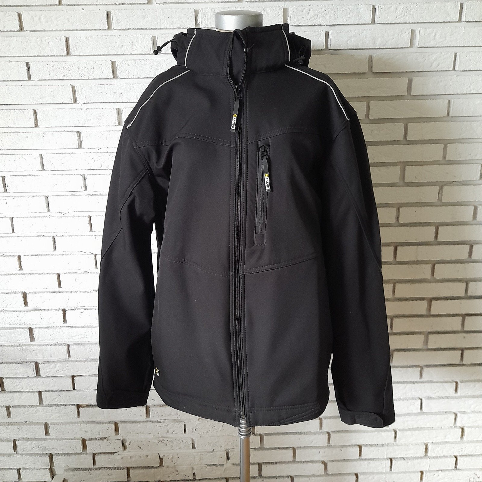 Windjack Dassy - L, Kleding | Heren, Jassen | Winter, Maat 52/54 (L), Dassy, Zwart, Ophalen of Verzenden