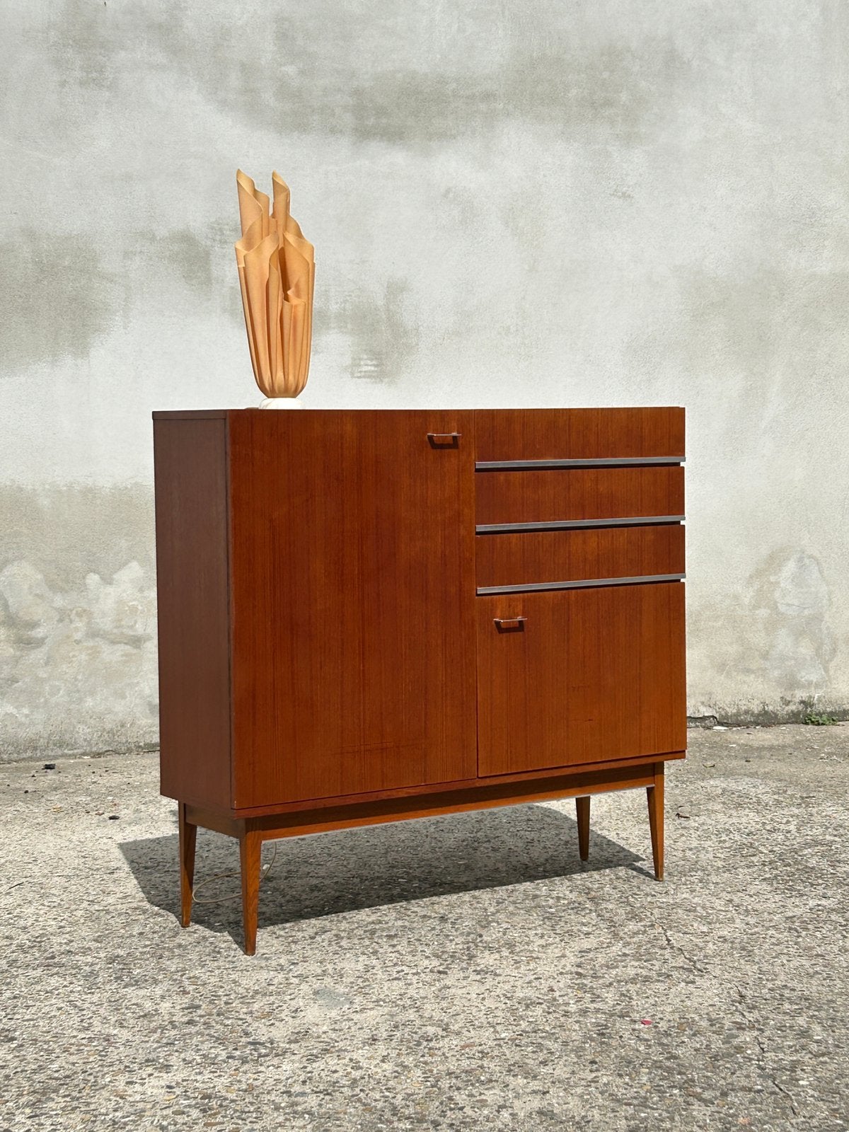 Vintage mid-century highboard /kast / dressoir – jaren 60/70, Huis en Inrichting, Gebruikt, 100 tot 150 cm, Teakhout, Met lade(s)