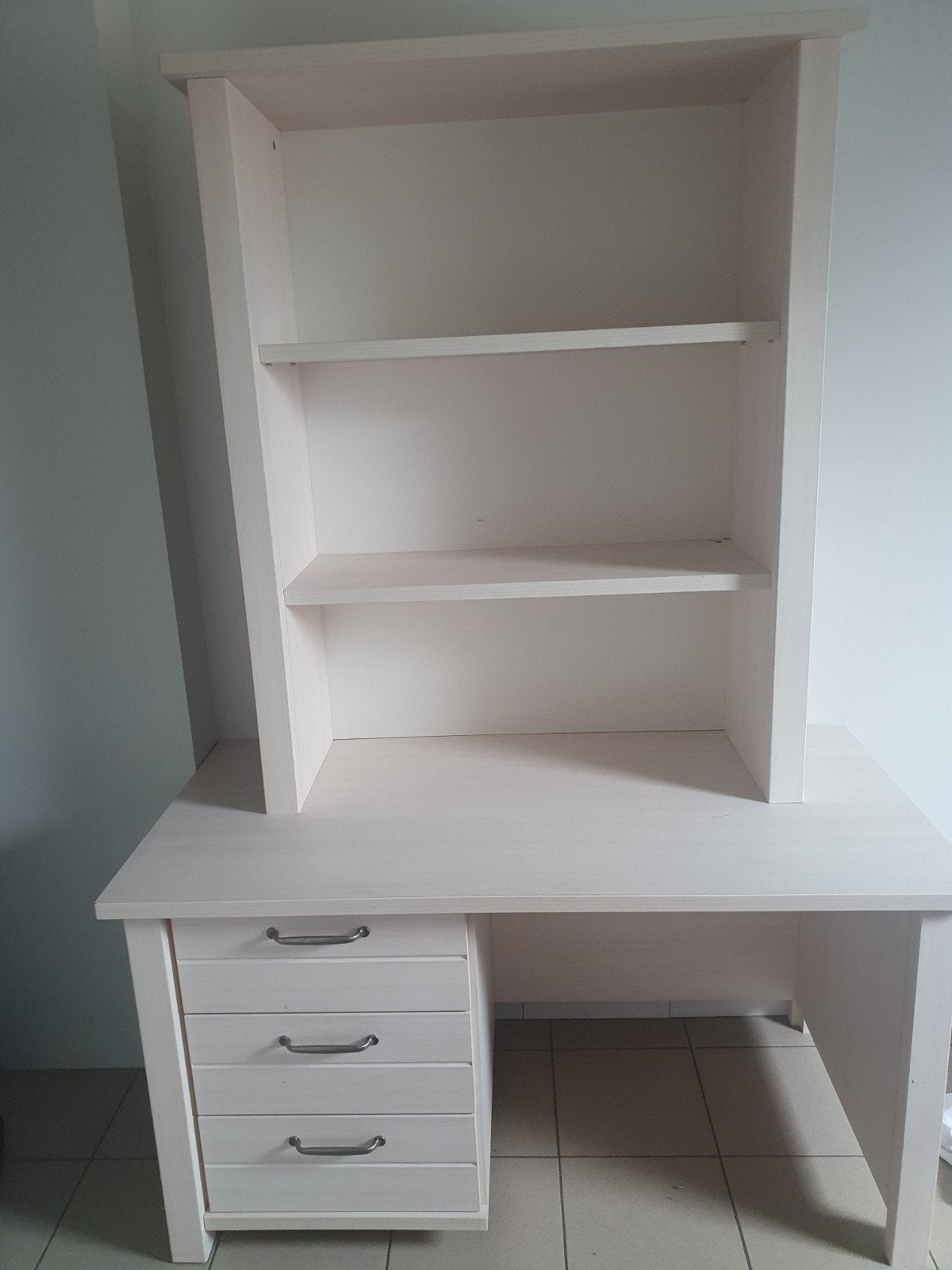 Bureau, Ophalen