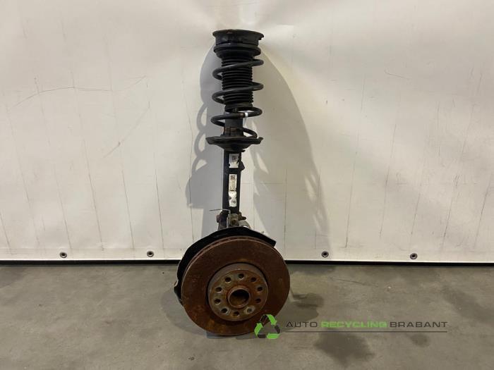 Suspension de roue avant droite d'un Volkswagen Golf, Autos : Pièces & Accessoires, Volkswagen, -, 3 mois de garantie, Utilisé