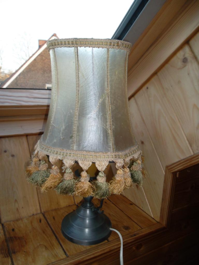 Tafellampje met kap van varkensblaas, Enlèvement ou Envoi, Comme neuf, Métal, Moins de 50 cm