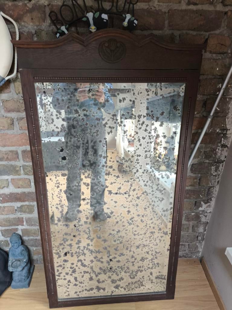 Miroir antique, Enlèvement