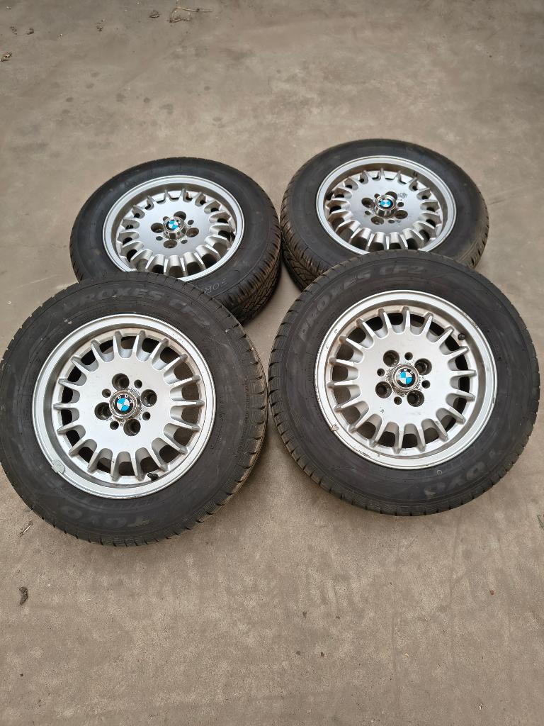 BMW E30 velgen kroonkurk, Auto-onderdelen, Banden en Velgen, Ophalen, 14 inch, Velg(en)
