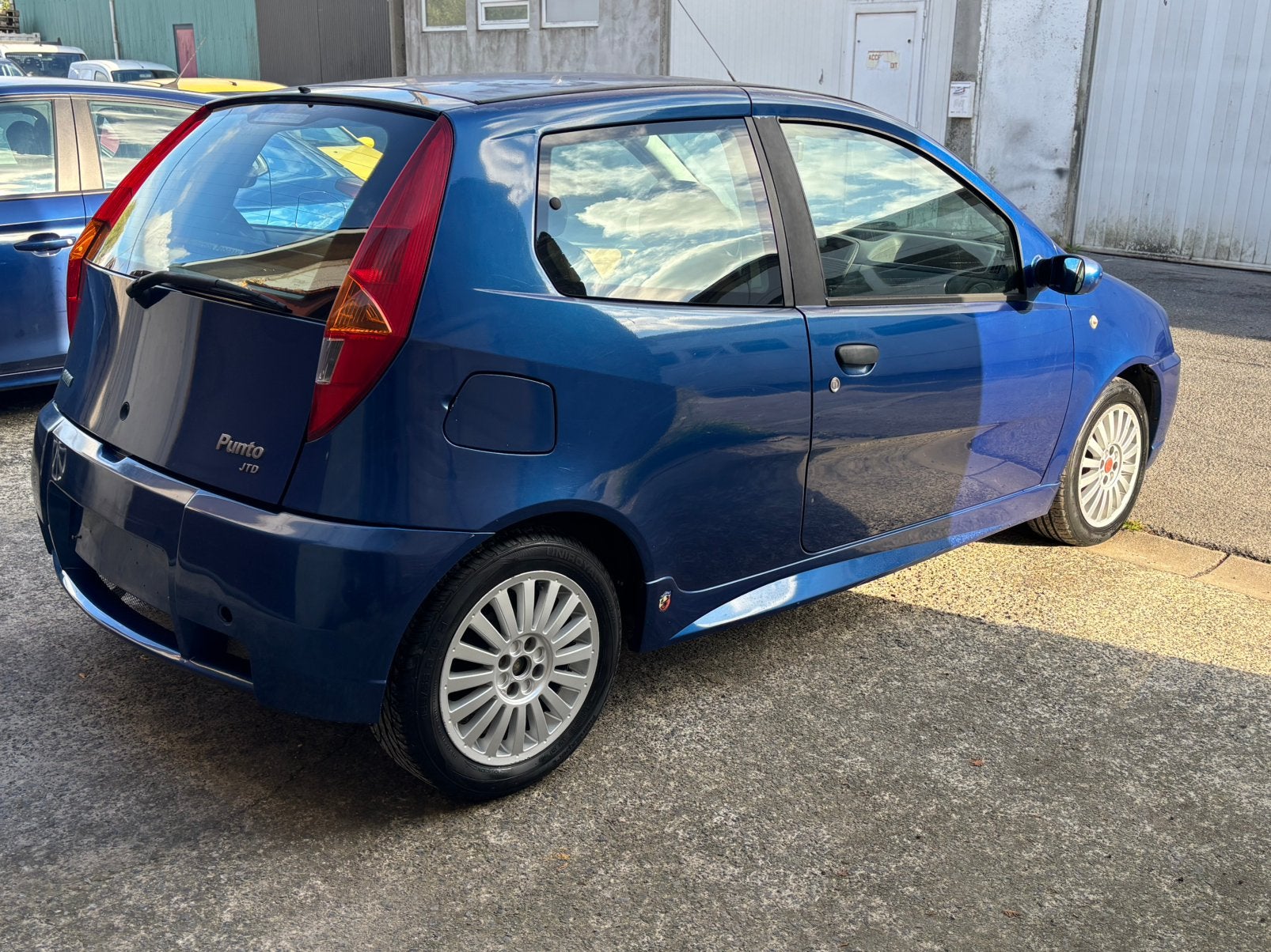 Fiat Punto prête à immatriculer, Cuir, Achat, Intérieur cuir, Particulier