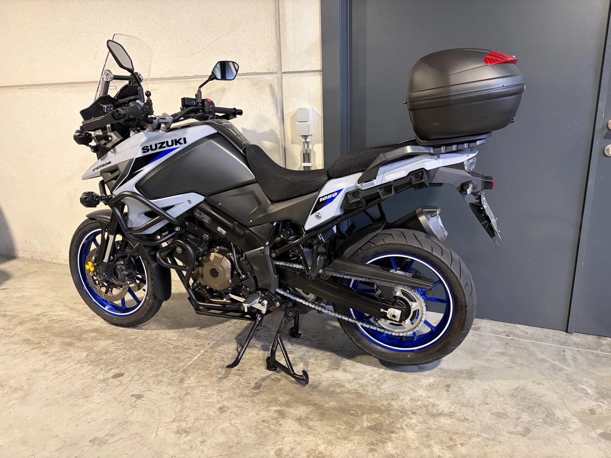 Suzuki DL 1050 V-strom met veel opties (bj 2025), Bedrijf, 1050 cc, Meer dan 35 kW, Overig
