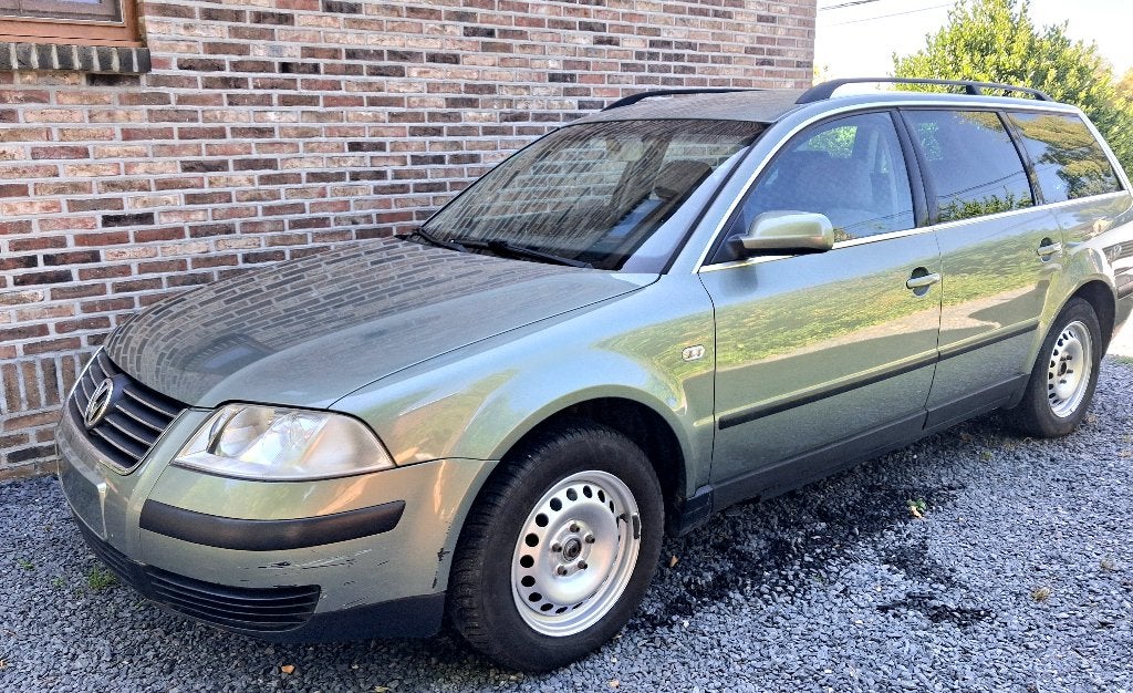 VW Passat 1.9 TDI 2001, Auto's, Volkswagen, Particulier, Passat, Diesel, Break, 5 deurs, Handgeschakeld, Groen, Grijs, Velours